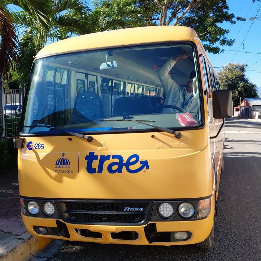 Alcaldía de Tábara Arriba agradece al presidente Luis Abinader por incluir al Politécnico Roque Féliz en el programa de transporte escolar TRAE